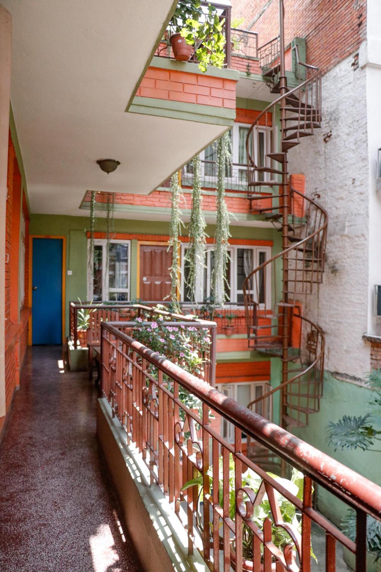 Hotel Backpackers Inn Катманду Екстер'єр фото